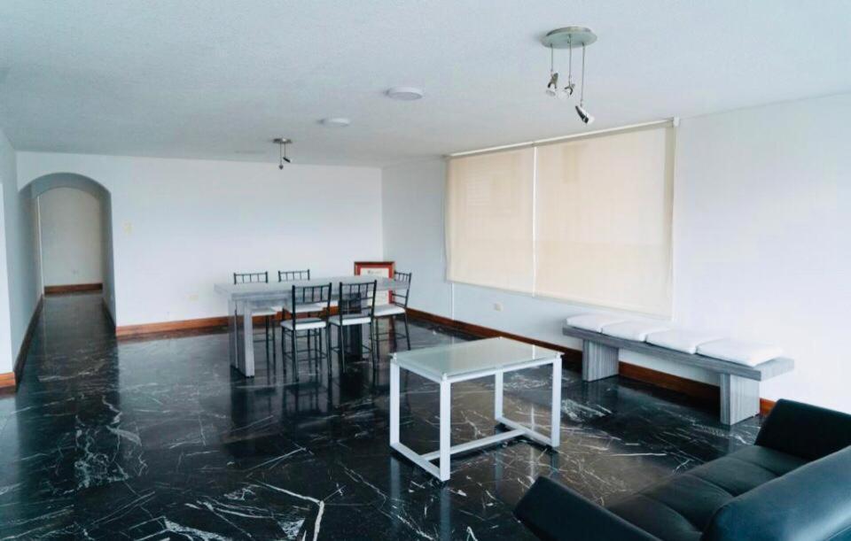 Appartement Hermosa Vista - A 10 Min Del Centro Historico X 6 Personas à Quito Extérieur photo